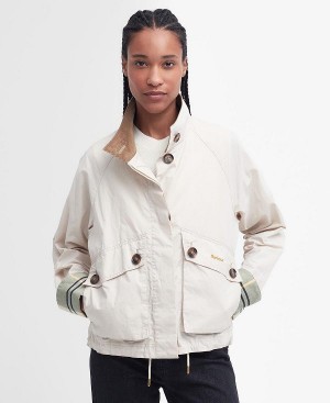 Barbour Crowdon Showerproof Jacket Beige | BABO89412