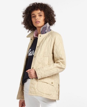 Barbour Summer Beadnell Quilted Jacket Pearl | BABO89249