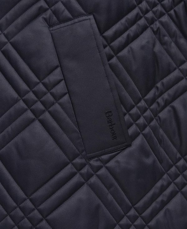 Barbour Astor Quilted Cape Black/Muted Cabernet Tartan | BABO89363