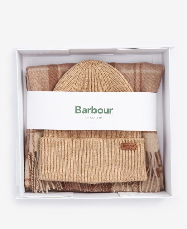 Barbour Aubrey Beanie & Scarf Gift Set Camel | BABO90042