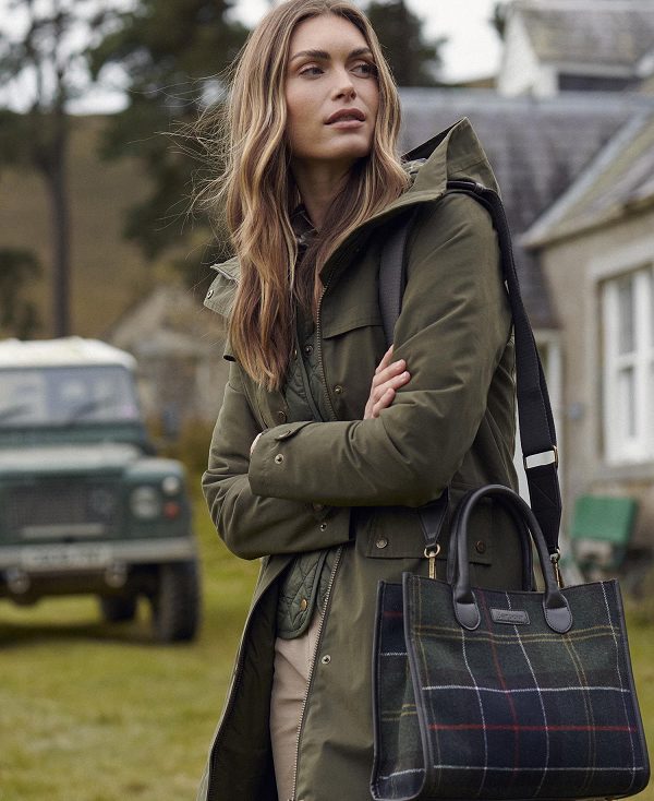 Barbour Barrhill Tartan Tote Bag Classic Tartan | BABO89984