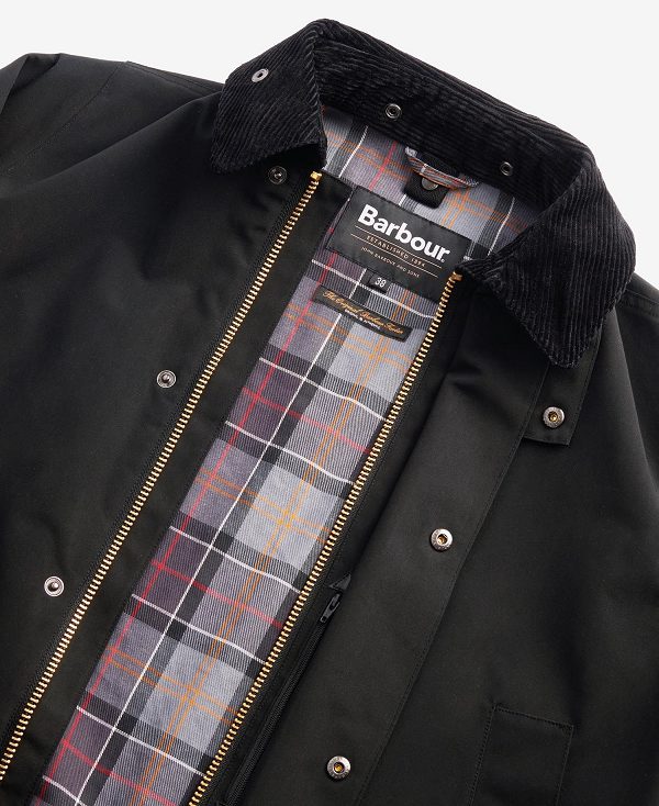 Barbour Classic Border Showerproof Jacket Black | BABO87453