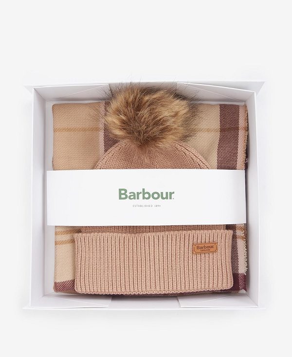 Barbour Dover Beanie & Hailes Scarf Gift Set Muted Cabernet | BABO90022