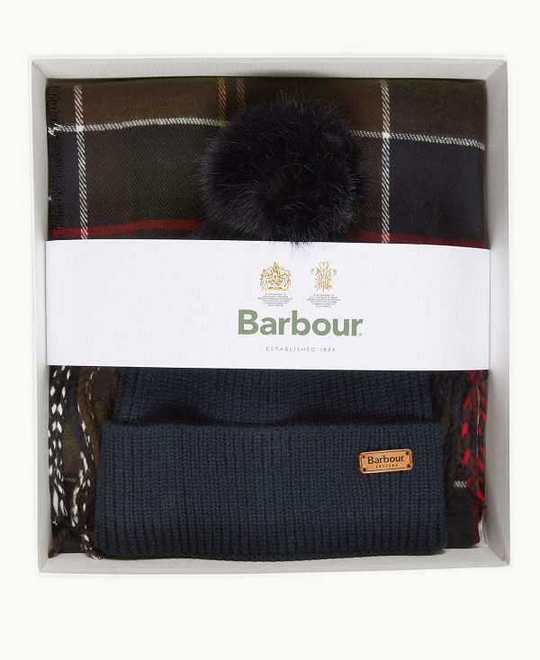 Barbour Dover Beanie & Hailes Scarf Gift Set Classic | BABO90034