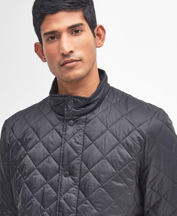 Barbour Flyweight Chelsea Quilted Jacket Black | BABO87315