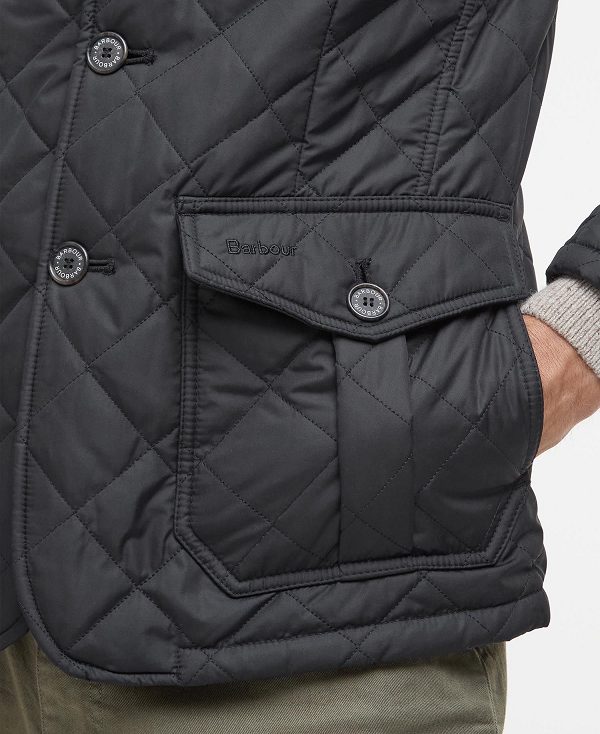 Barbour Lutz Quilted Jacket Black | BABO87356