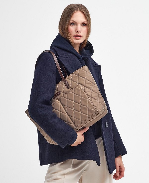 Barbour Quilted Tote Bag Sand Dune | BABO89978