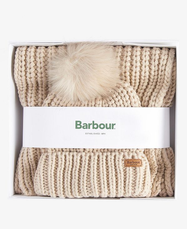 Barbour Saltburn Beanie & Scarf Gift Set Black | BABO90032