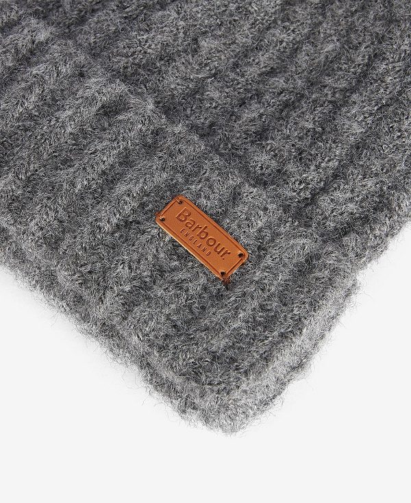 Barbour Saltburn Beanie & Tartan Scarf Gift Set Grey Rose | BABO90023