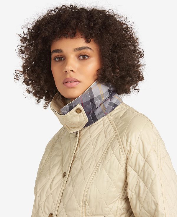 Barbour Summer Beadnell Quilted Jacket Pearl | BABO89249