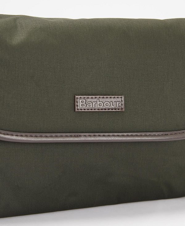 Barbour Wax Hanging Washbag Olive | BABO88934