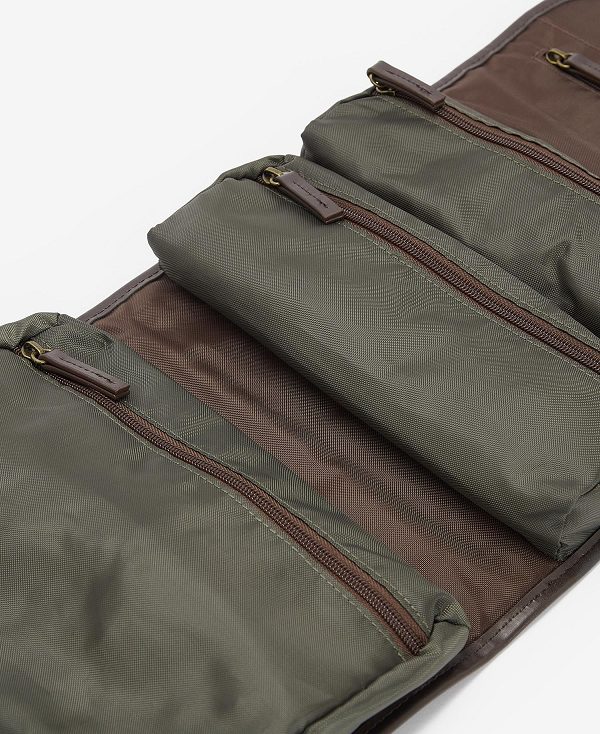 Barbour Wax Hanging Washbag Olive | BABO88934